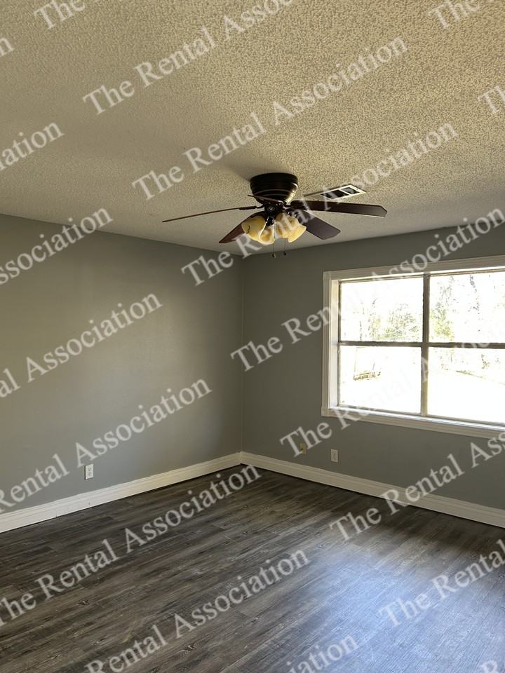 56 Martha Dr #1 - Photo 3 of 29