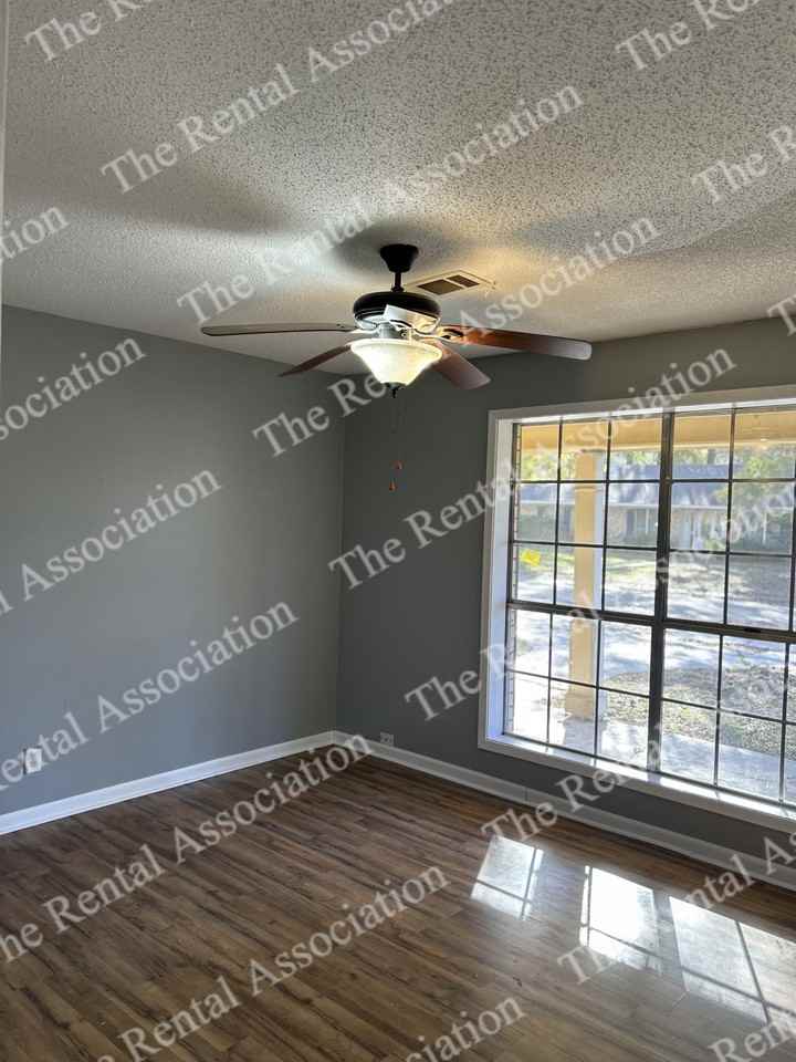 56 Martha Dr #1 - Photo 7 of 27