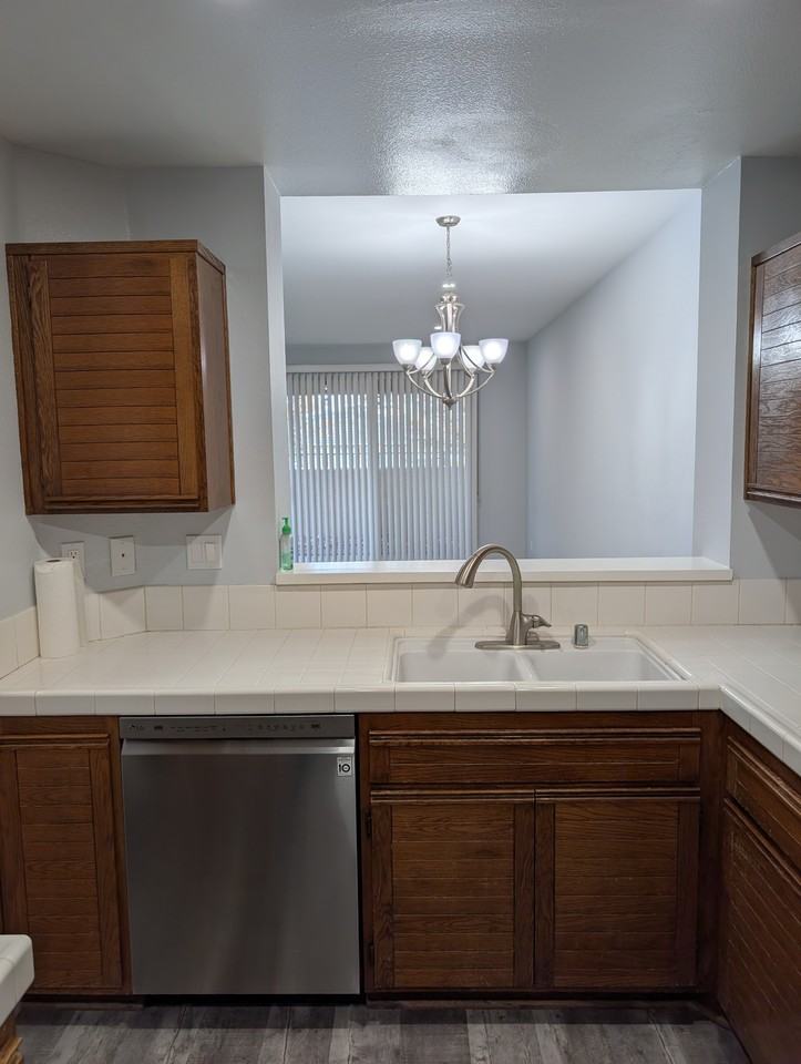 24003 Arroyo Park Dr #1 - Photo 7 of 29