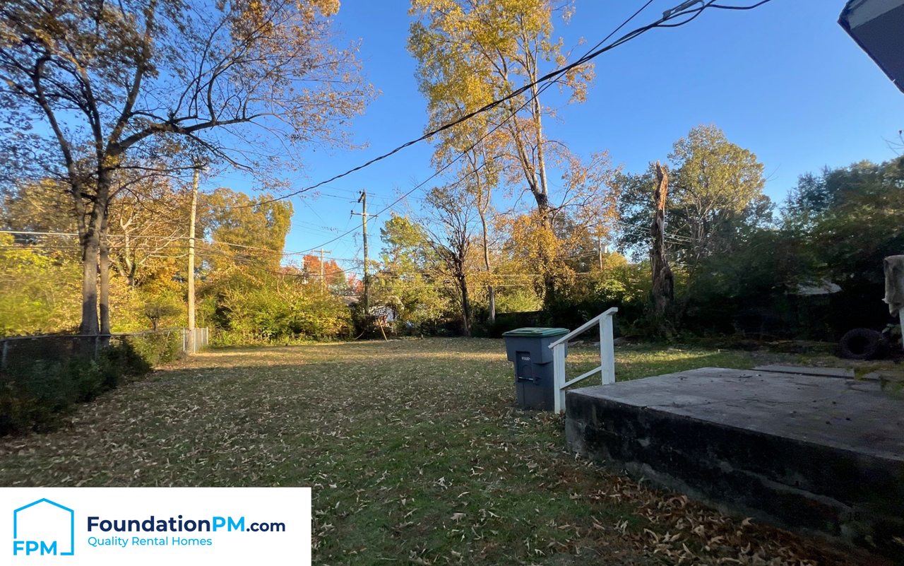 1570 Rebecca St #1 - Photo 3 of 3