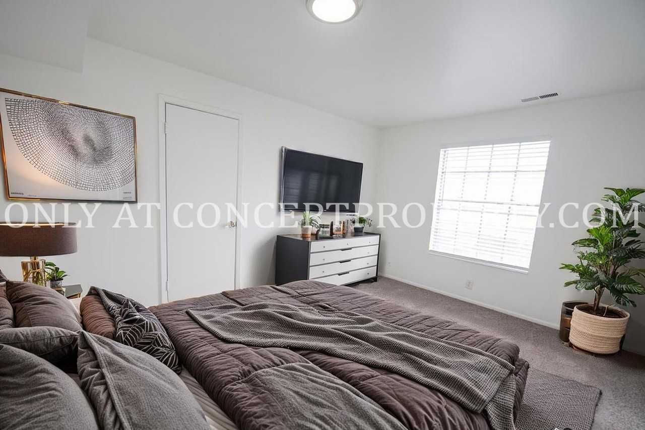 3602 S 900  E - Photo 5 of 50