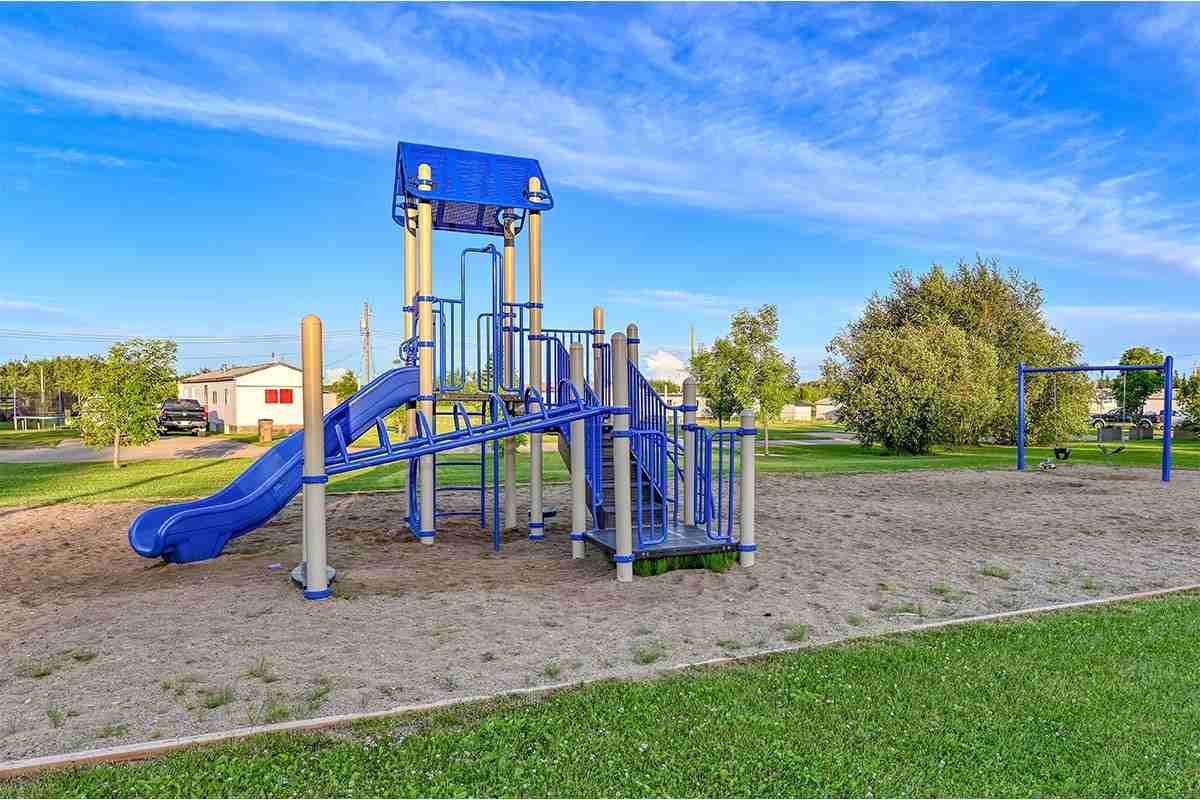 Deer Meadows - Photo 4 of 6