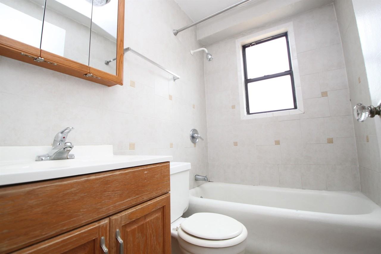 4720 CENTRE AVENUEAPT 3-G #3G - Photo 5 of 8