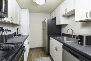 featured image of 1010 Stonecliffe Dr