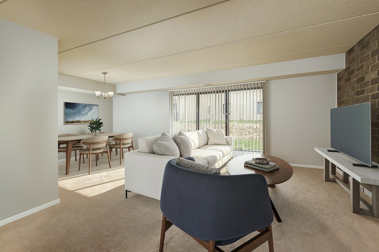 Stonecliffe - Photo 4 of 41