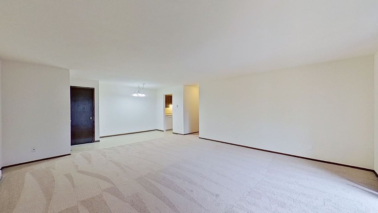 N76W14525 Market Dr - Photo 6 of 18