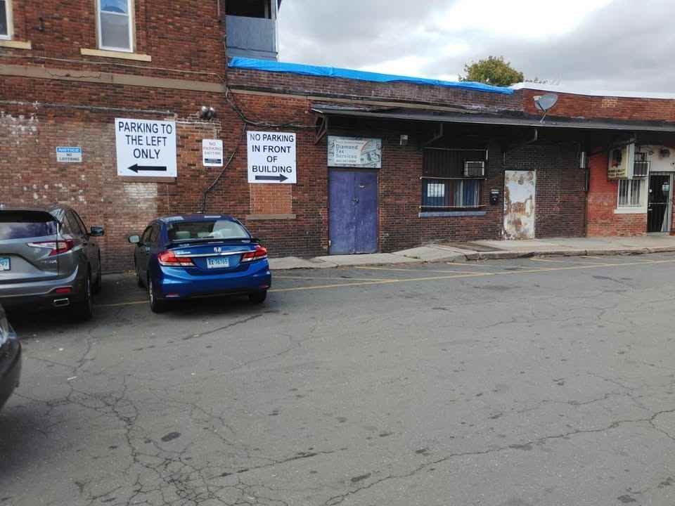 Albany Ave #1136S2 - Photo 3 of 8