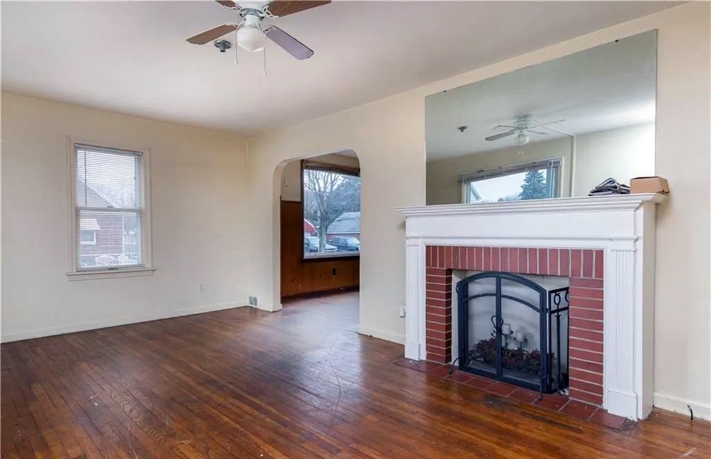 902 E Boston Ave #1 - Photo 2 of 7