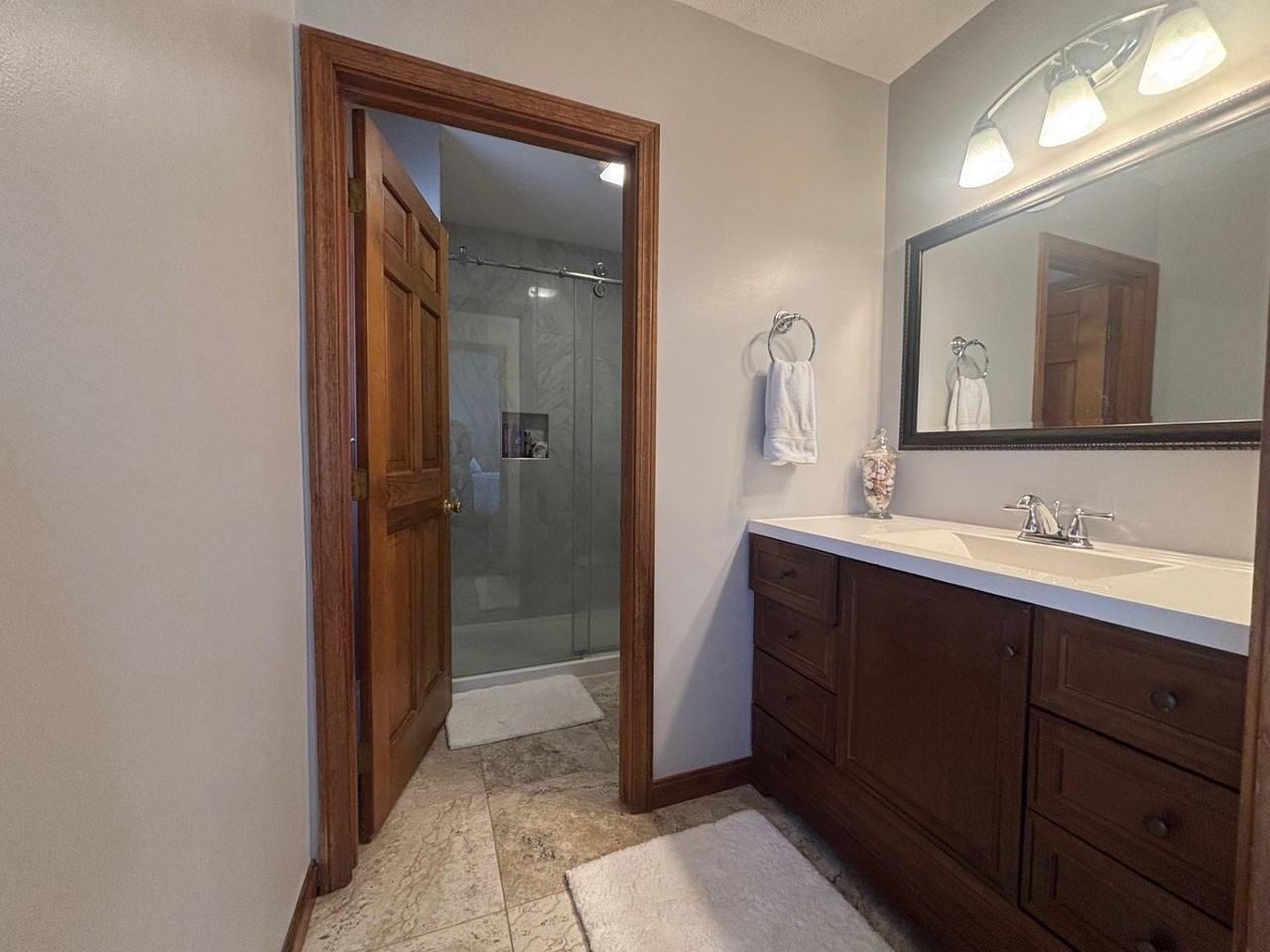 14 Songbird Lane - BUnit B #B - Photo 7 of 39