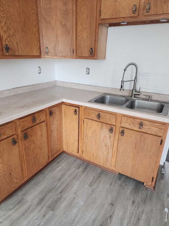 1030 23rd St #1 - Photo 5 of 8