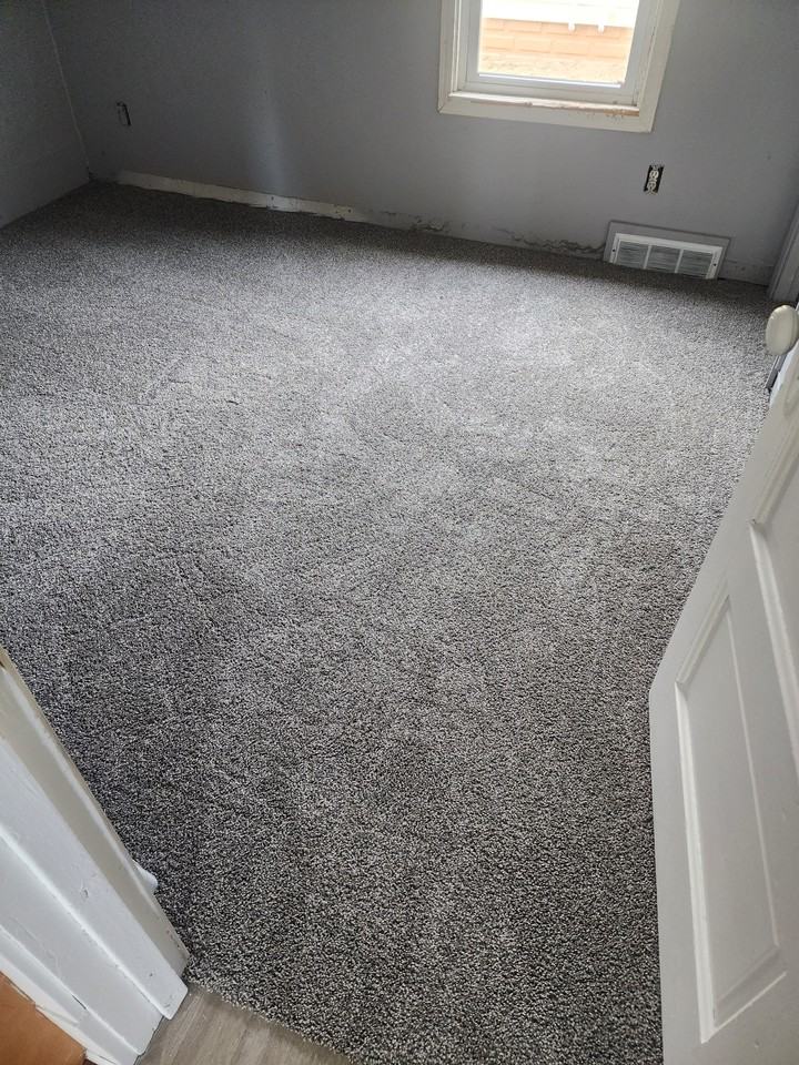 1030 23rd St #1 - Photo 6 of 8