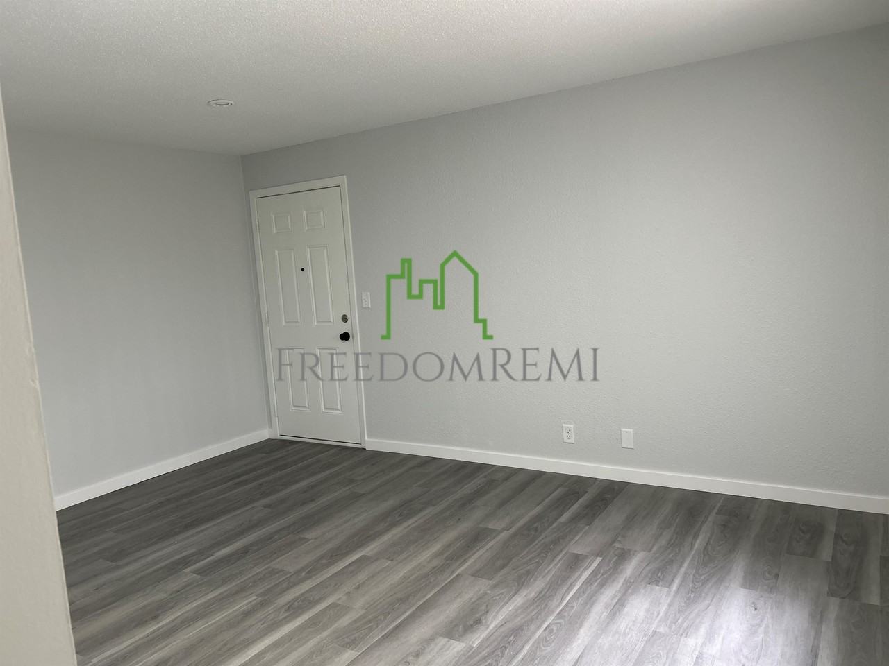 1311 Oakland Rd Ne #1311-08 - Photo 3 of 10