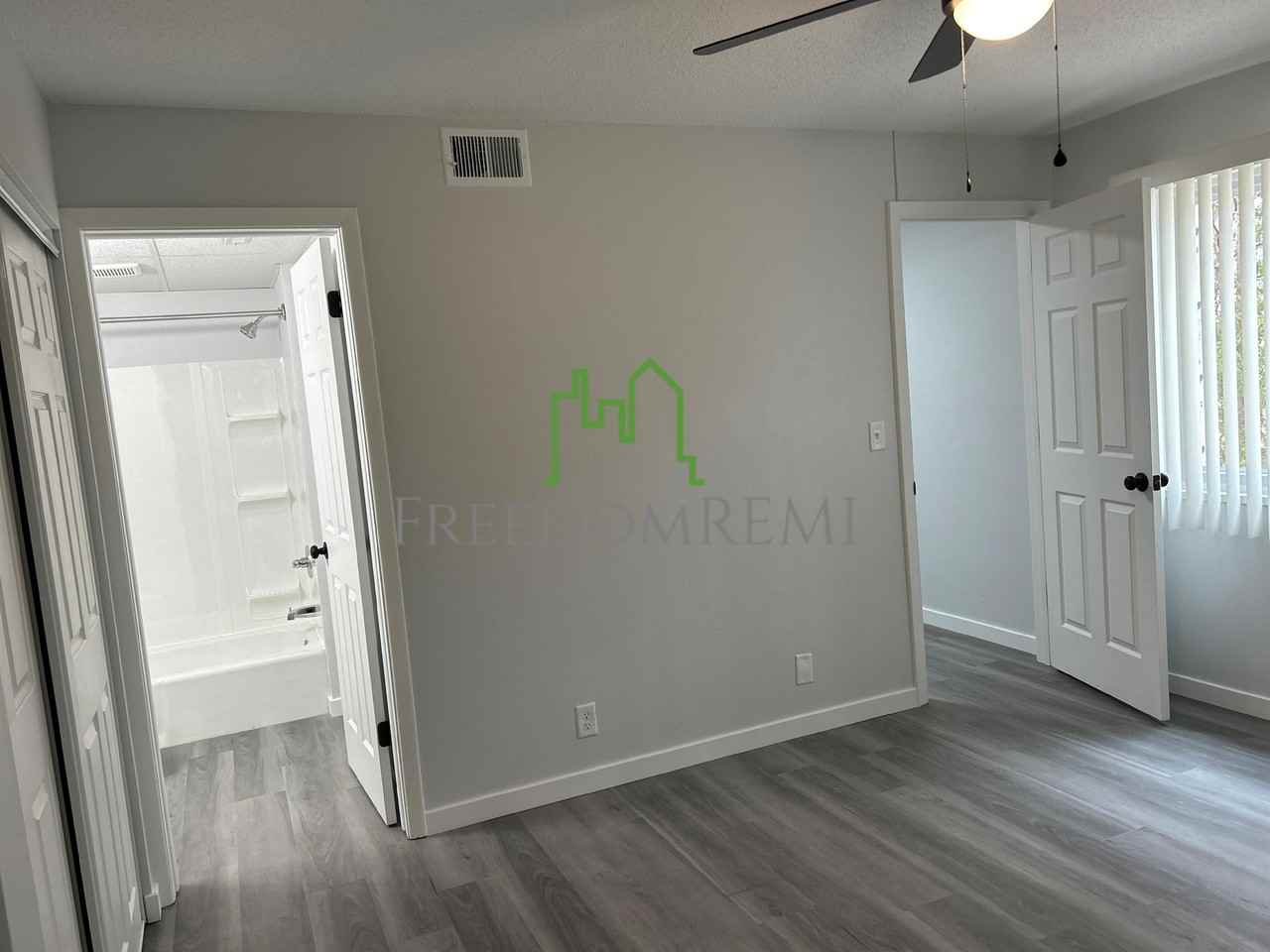 1311 Oakland Rd Ne #1311-08 - Photo 7 of 10