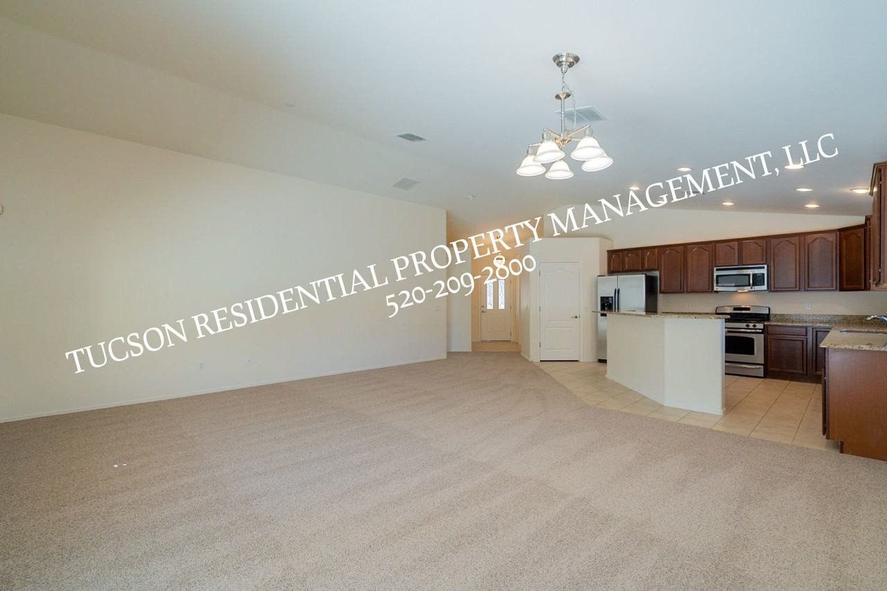 369 W Woodward St #115 - Photo 7 of 33