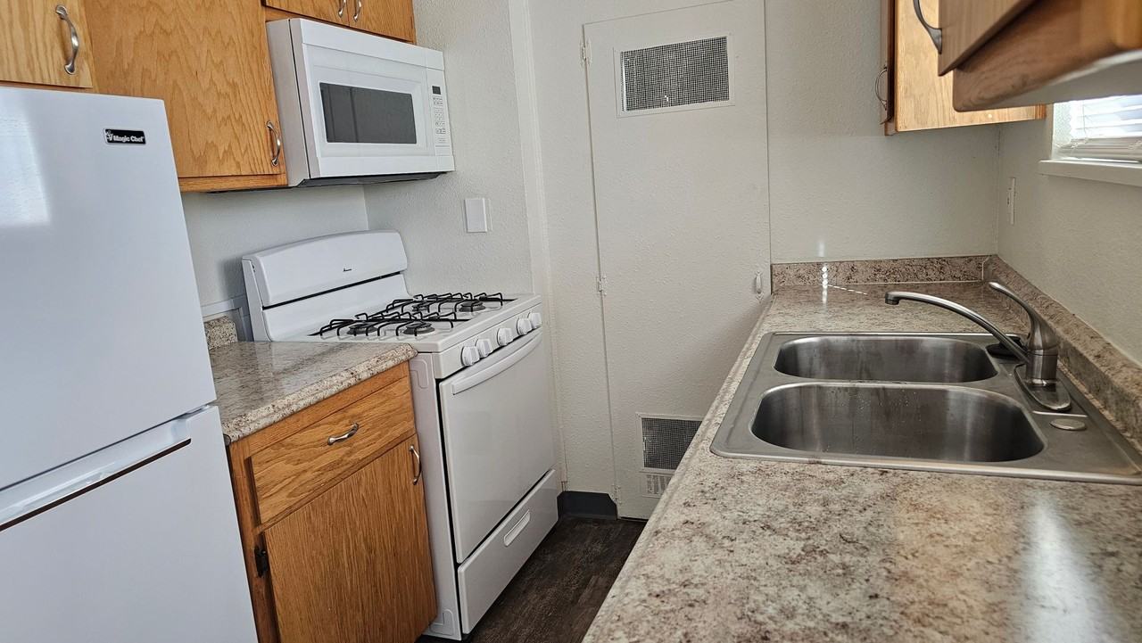 Magnolia Terrace Apartments - Photo 4 of 16