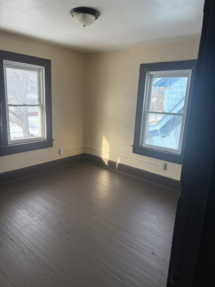 103 Rhoda Ave #1 - Photo 7 of 7