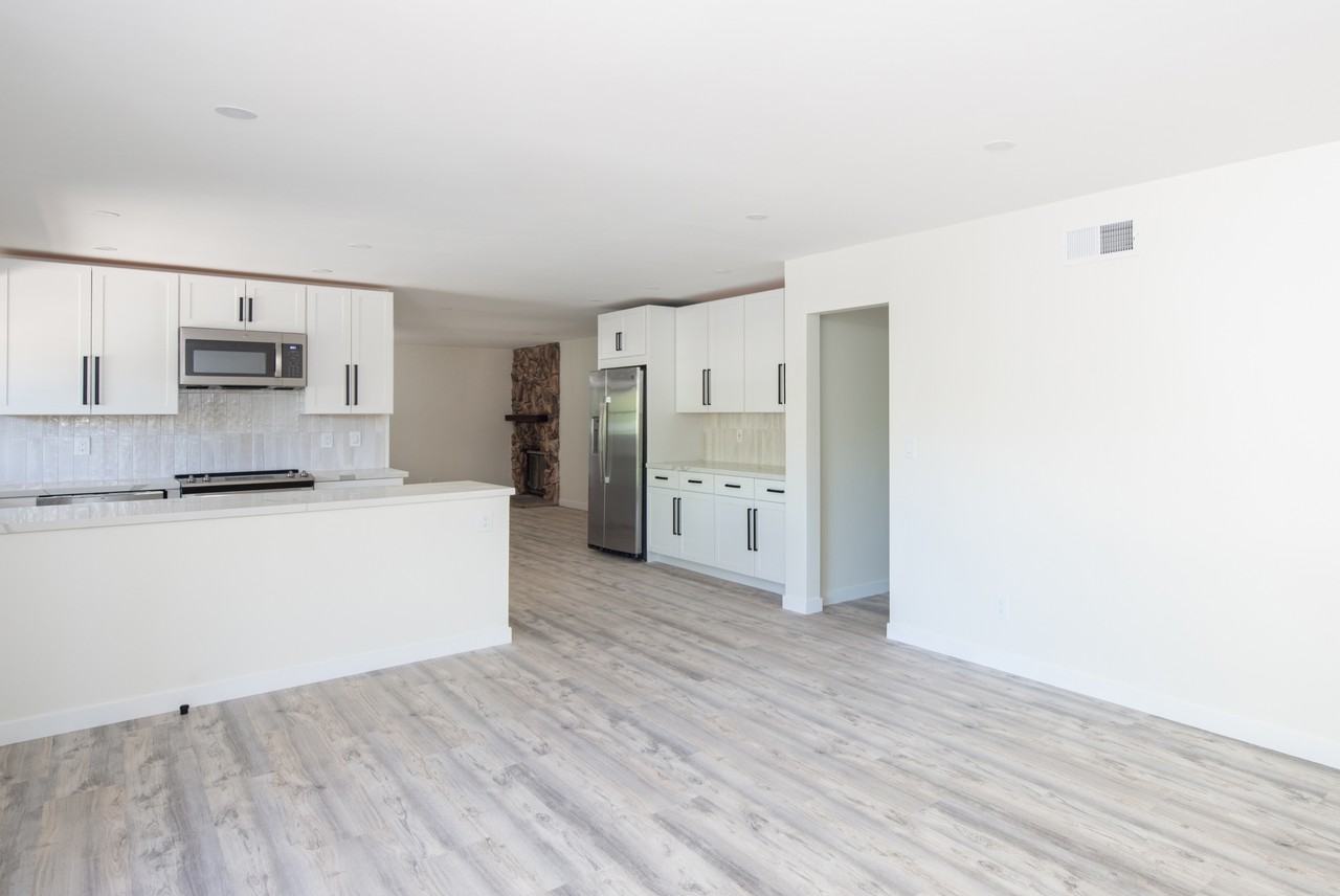 3658 Lawnwood Ct #1 - Photo 2 of 24