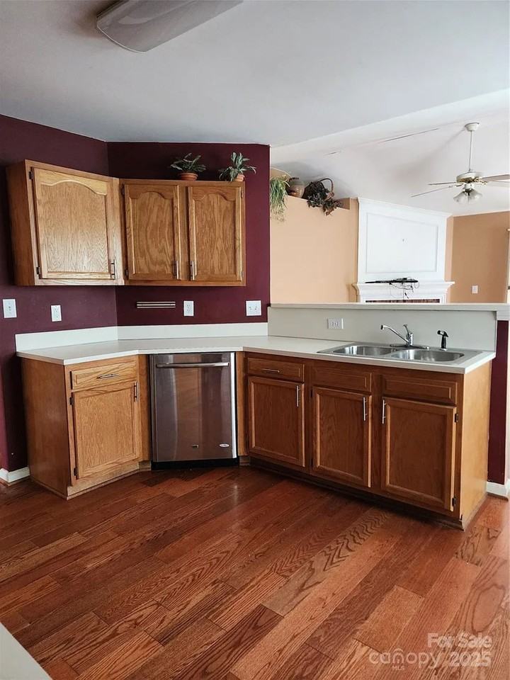 14343 Arbor Ridge Dr #1 - Photo 5 of 17