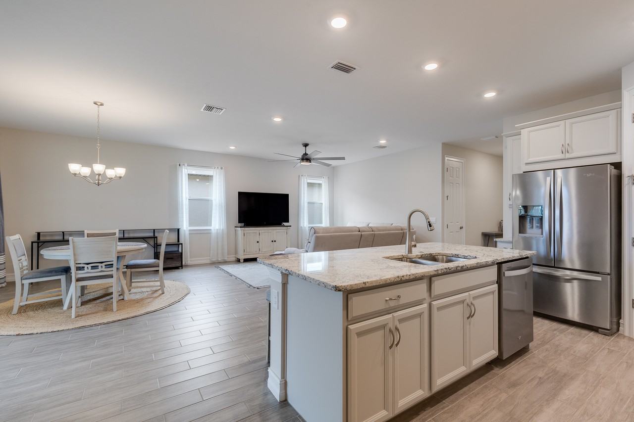 210 Spring Hill Lake Loop #1 - Photo 3 of 27