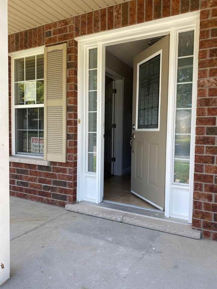 695 Otonabee Dr Uppr - Photo 2 of 50