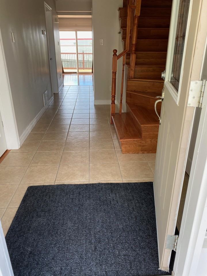 695 Otonabee Dr Uppr - Photo 3 of 50