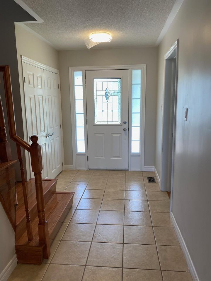 695 Otonabee Dr Uppr - Photo 6 of 50