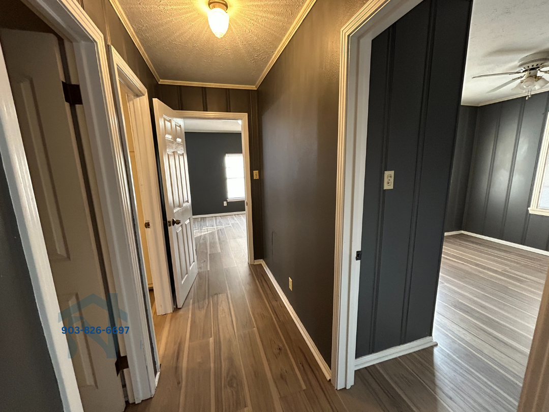 403 W 41st St #1 - Photo 3 of 13