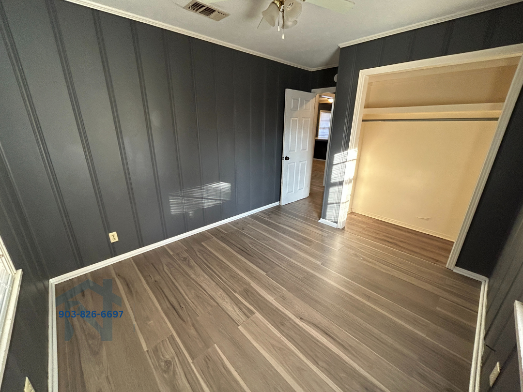 403 W 41st St #1 - Photo 5 of 13