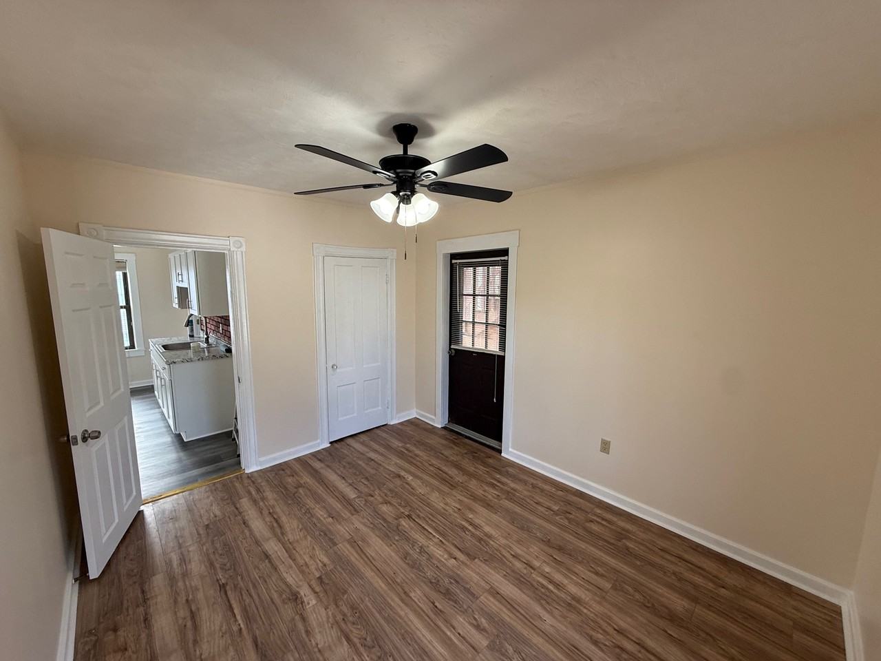 28 Harris St #2 - Photo 2 of 11