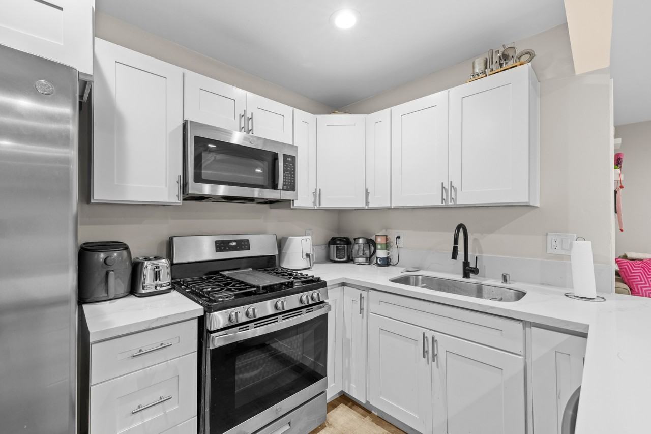 5039 Art St #1 - Photo 2 of 13