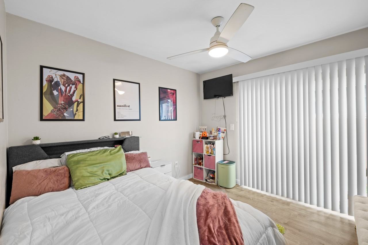 5039 Art St #1 - Photo 5 of 13