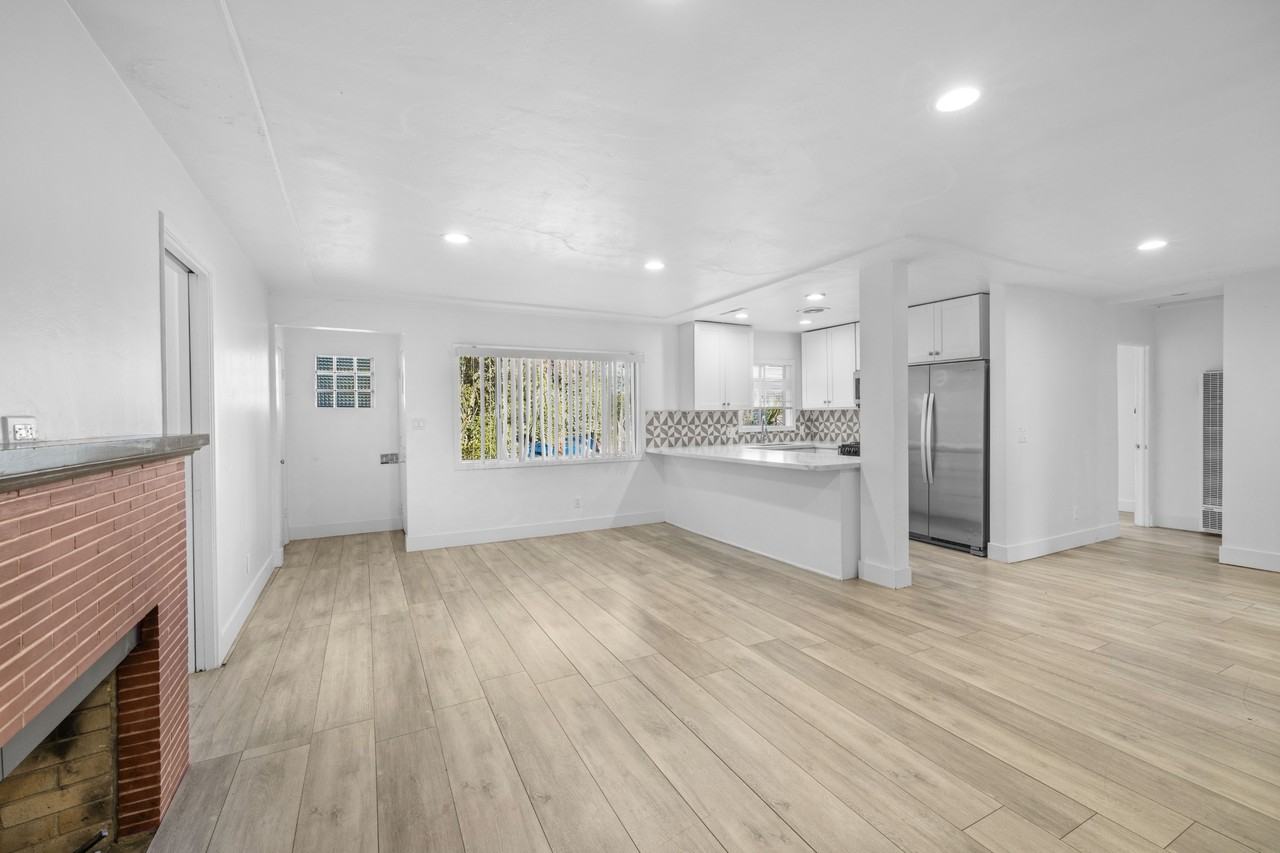 6306 Connie Dr #1 - Photo 3 of 20