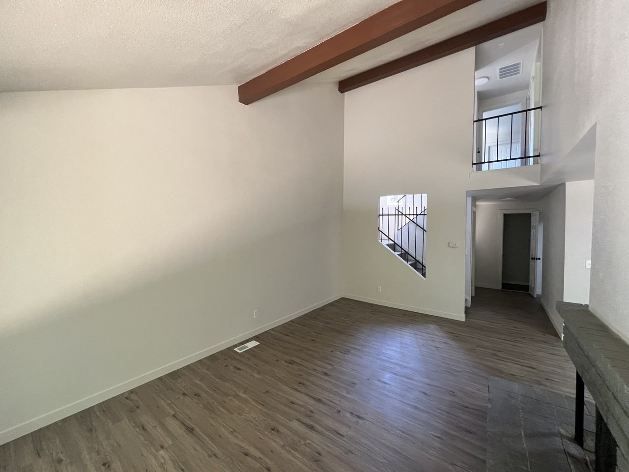 1094 46th Pl Se #1098 - Photo 6 of 30