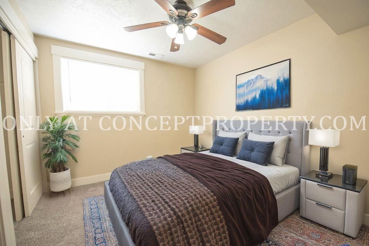 7108 South Highland Drive - Photo 7 of 50