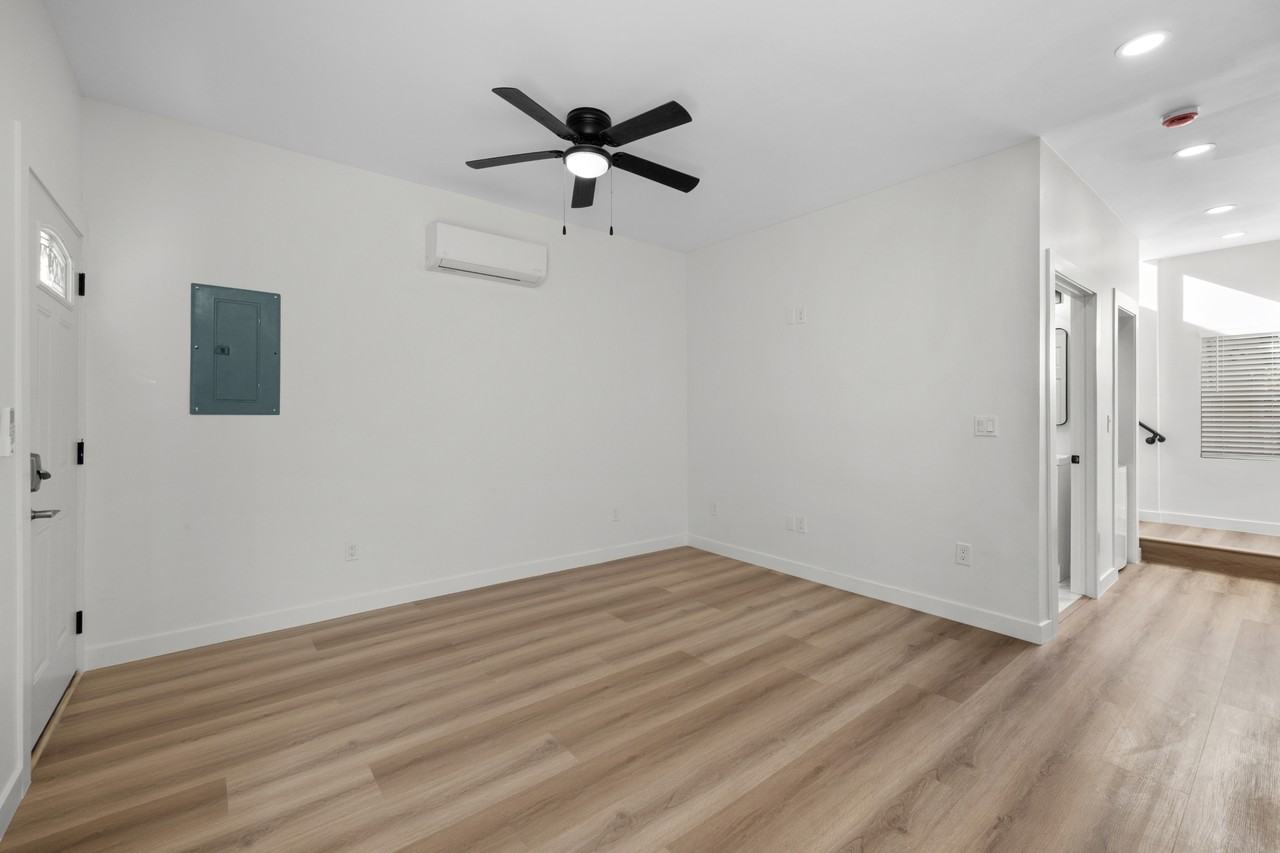 5966 Baja Dr #1 - Photo 5 of 12