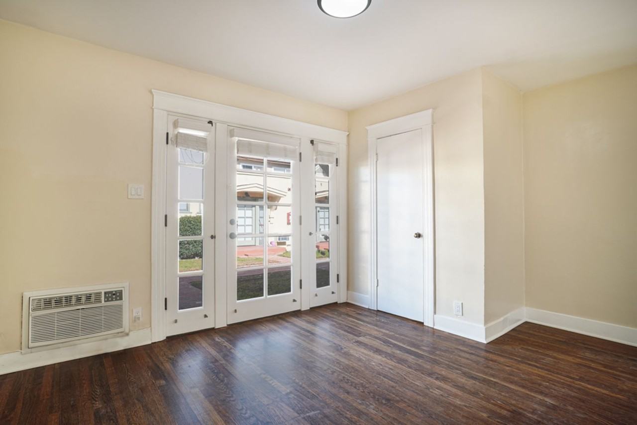 Torrey Arms Apartments - Photo 3 of 11