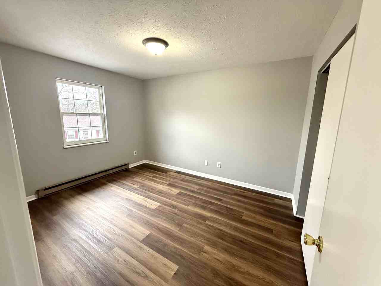 1155 Kentucky 3057 - B6 #B6 - Photo 4 of 12