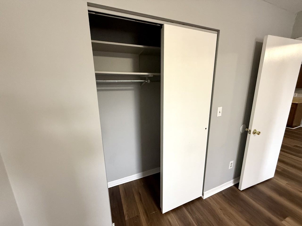 1155 Kentucky 3057 - B6 #B6 - Photo 6 of 12