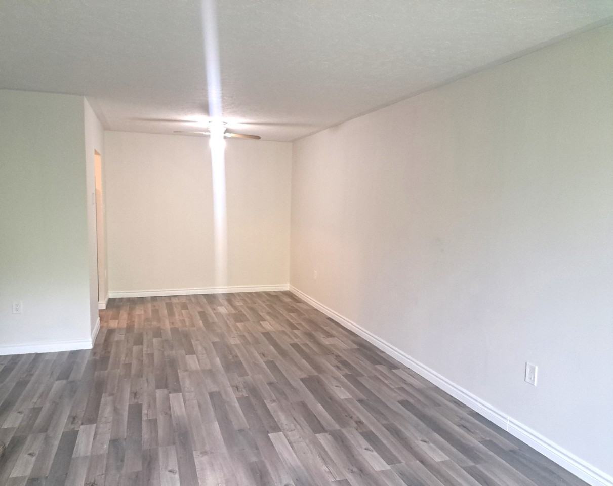 130 Park Ave E #408 - Photo 3 of 9