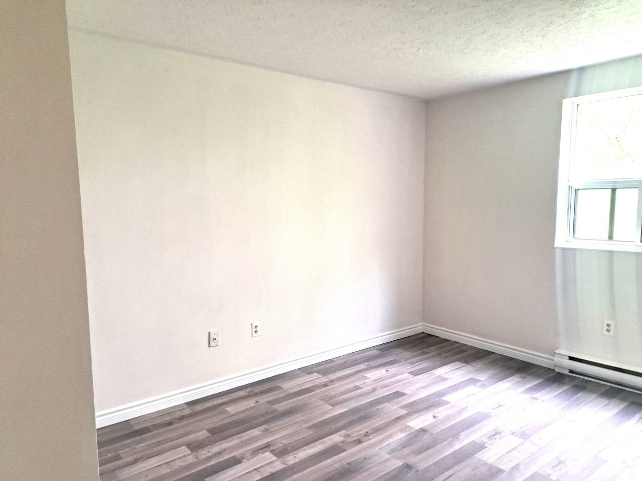 130 Park Ave E #408 - Photo 7 of 9