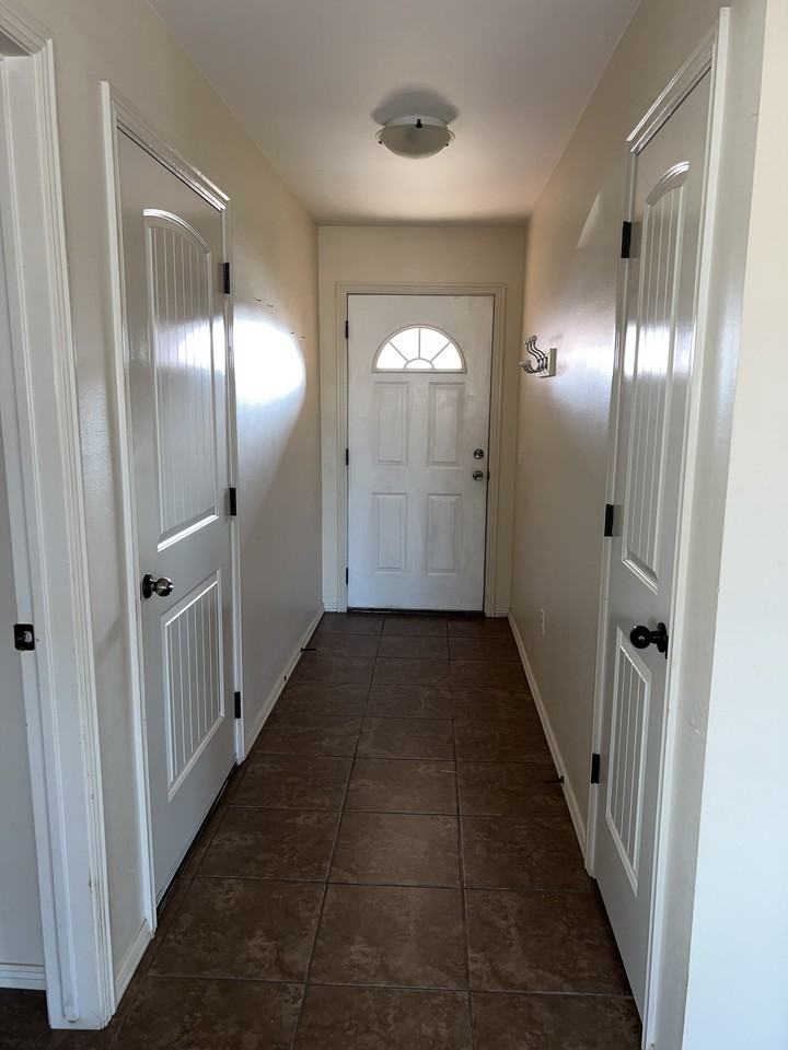 2308 Devin Dr #1 - Photo 2 of 15