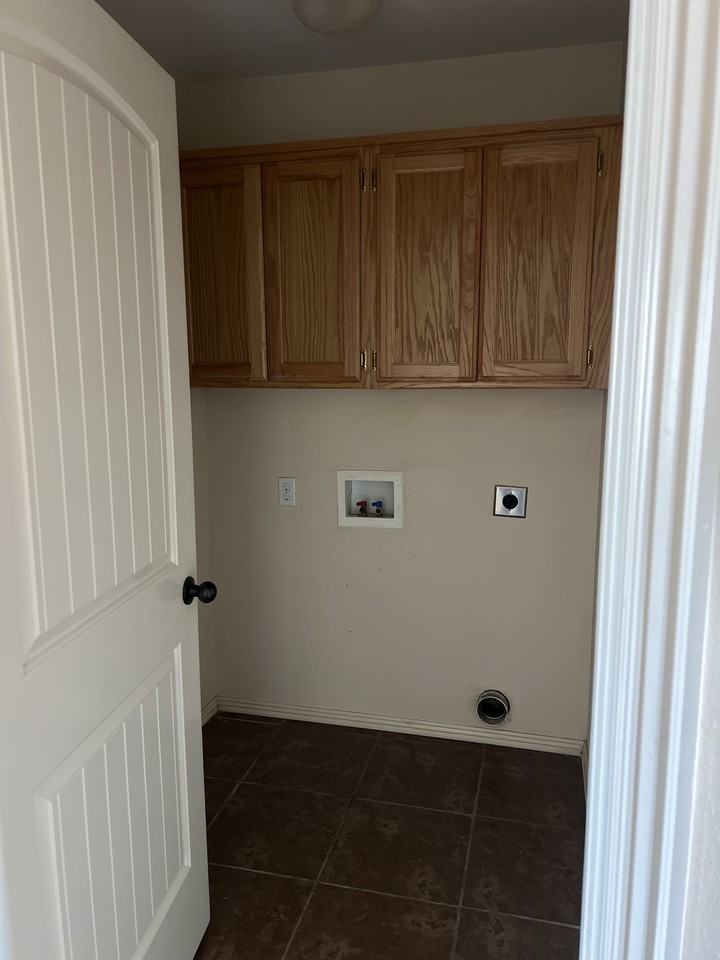 2308 Devin Dr #1 - Photo 3 of 15