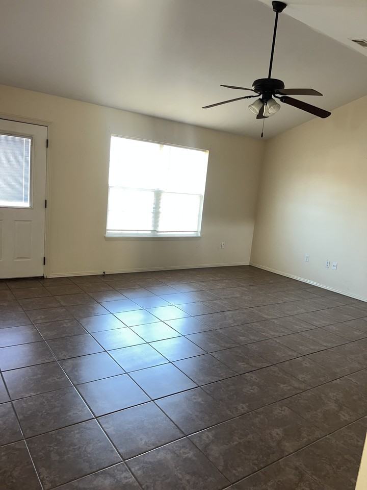 2308 Devin Dr #1 - Photo 5 of 15