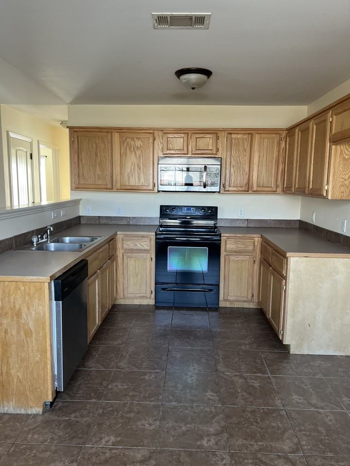 2308 Devin Dr #1 - Photo 7 of 15