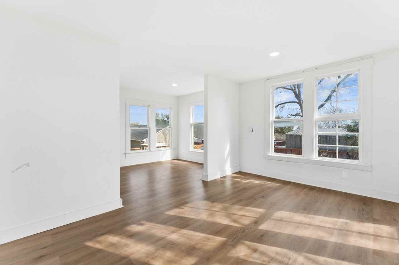 1320 N 9th St #B - Photo 4 of 8