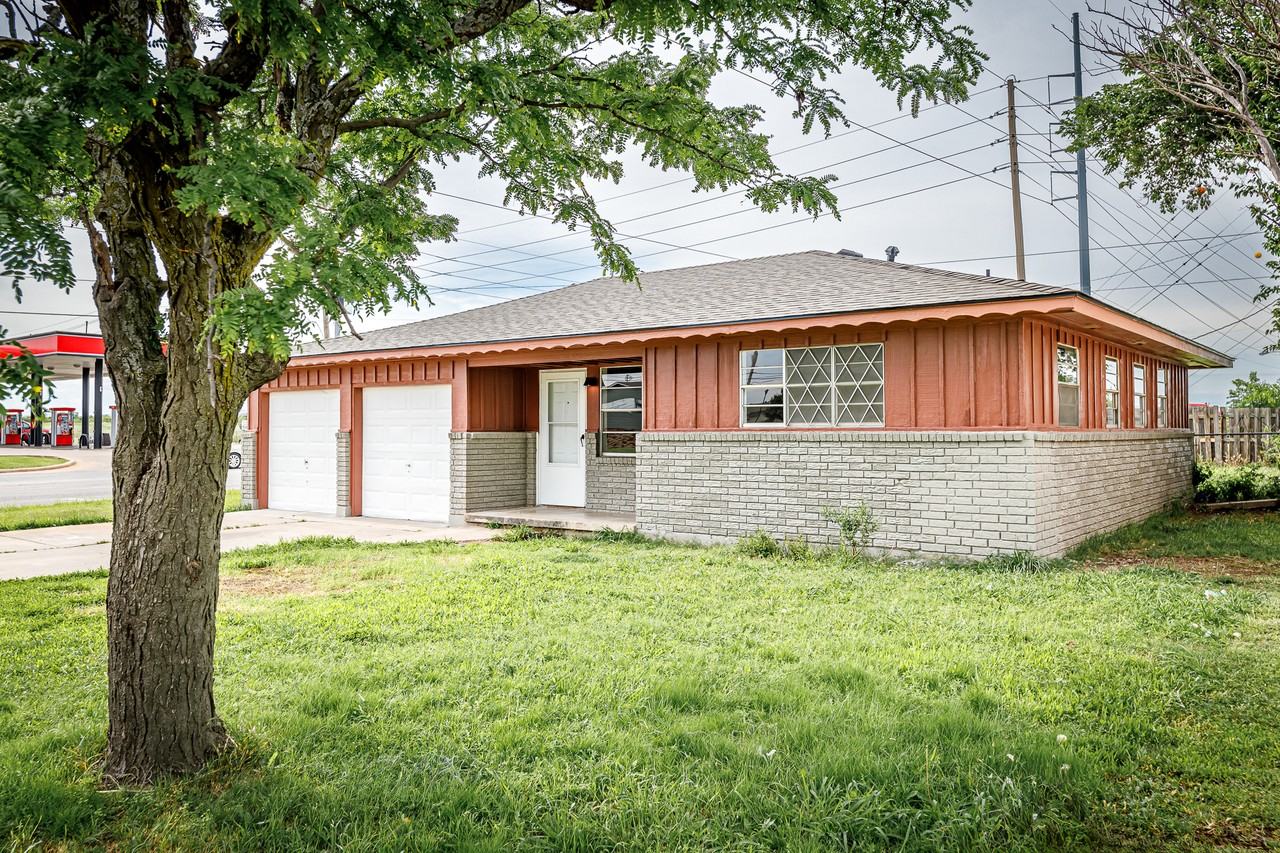 4699 Nw Ozmun Ave #1 - Photo 2 of 17