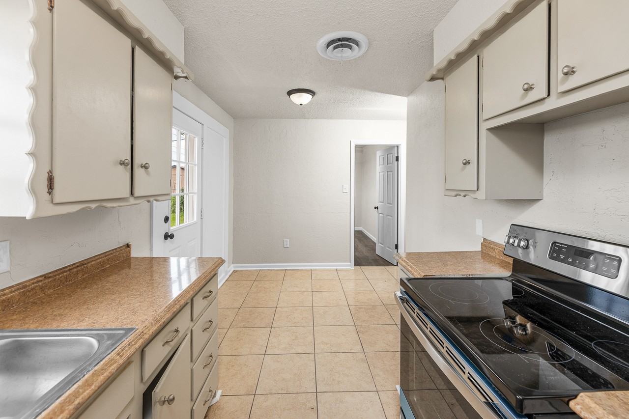 4699 Nw Ozmun Ave #1 - Photo 6 of 17