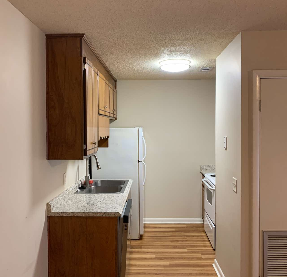 103 Gunter LnUnit A #A - Photo 3 of 6