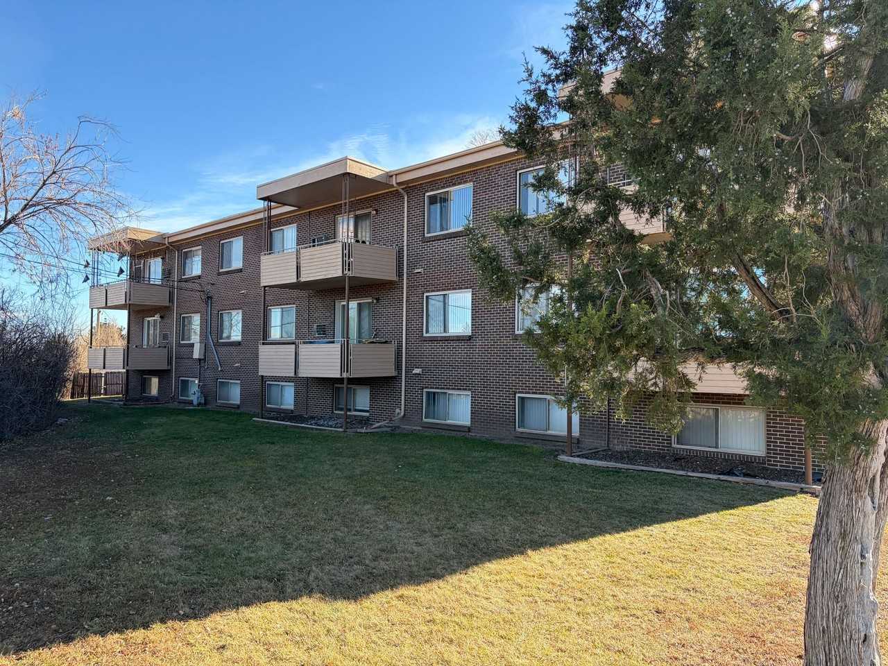 Quiet Location Central to Everything - Photo 2 of 9