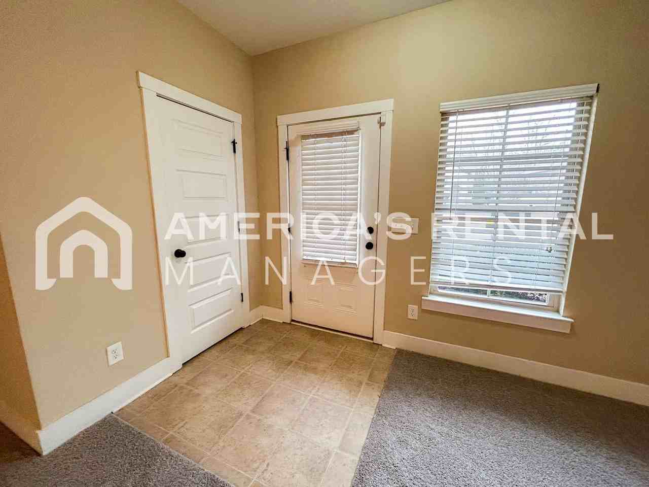 4241 Lochshire Ln - Photo 5 of 37